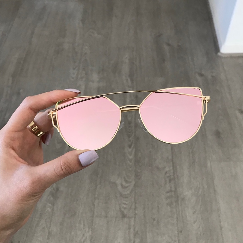 Pink Cat Eye Mirrored Street Fashion Sunglasses - Picture 3 of 8